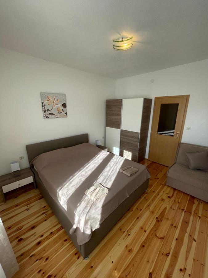 בלאצ'ה Ivan I Matej Apartments מראה חיצוני תמונה