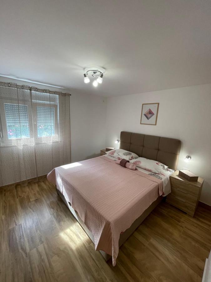 בלאצ'ה Ivan I Matej Apartments מראה חיצוני תמונה